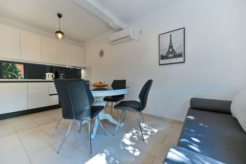 Apartments Kapetan - Unit 208910-5