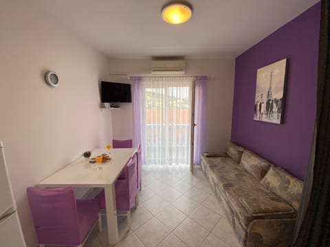 Apartments Pulić - Unit 208930-5