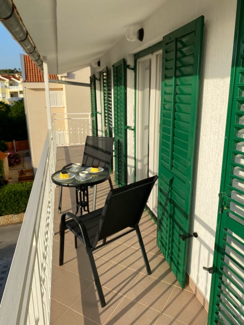 Apartments Pulić - Unit 208932-5