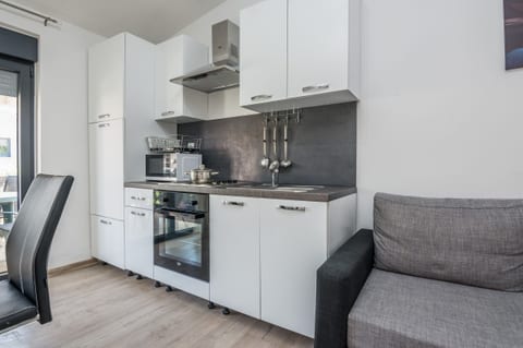 Apartments Bilic - Unit 208971-5