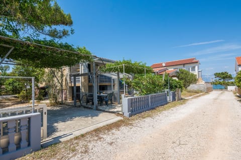 Apartments Bilic - Unit 209862-5