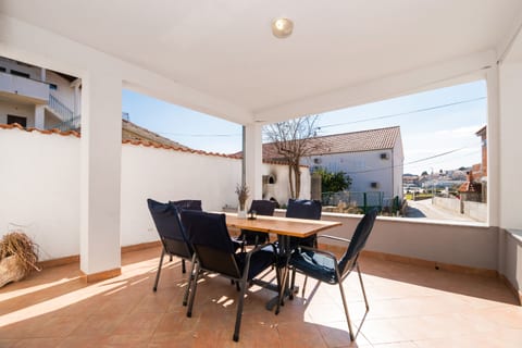 Apartments Anita Tribunj - Unit 210726-16