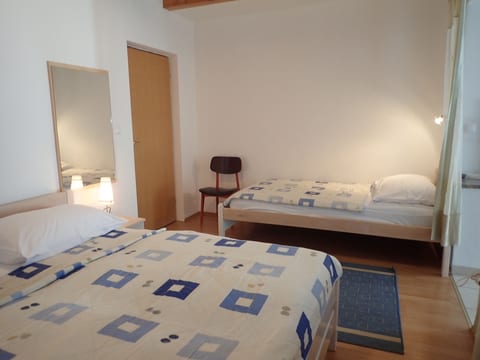 Apartments and Rooms Tinka - Unit 209152-5
