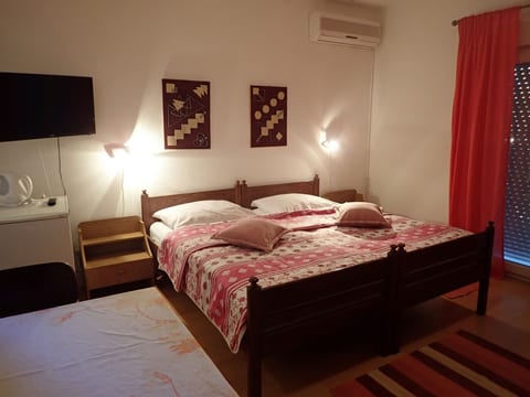 Apartments and Rooms Tinka - Unit 209154-5