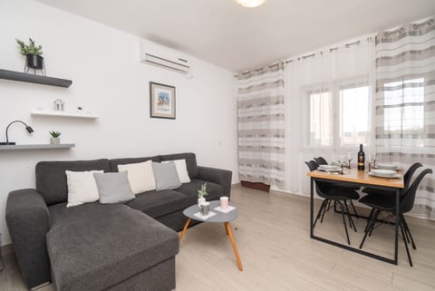 Apartment Ivana - Unit 209330-5