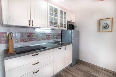 Apartments Vintage - Unit 209364-5