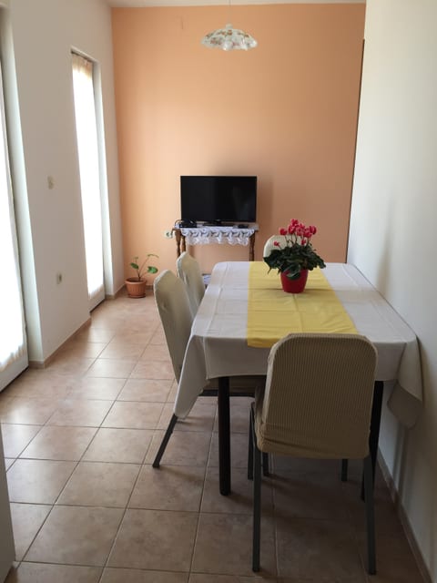 Apartment Luna - Unit 209394-5