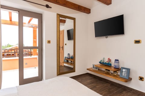 Villa Gold - Unit 209404-5
