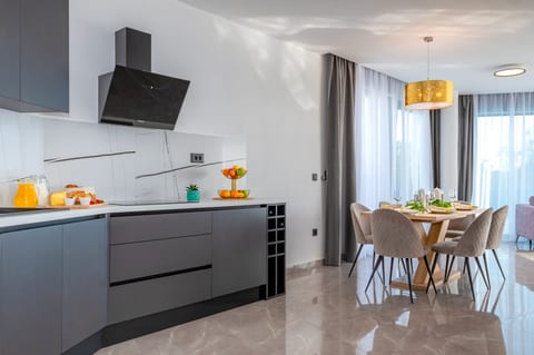 Villa Laurel - Unit 209427-5