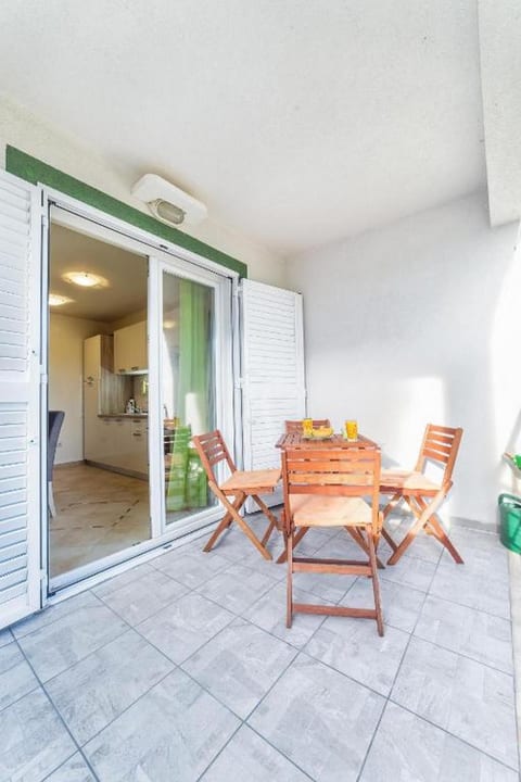Apartment Luna - Unit 209428-5