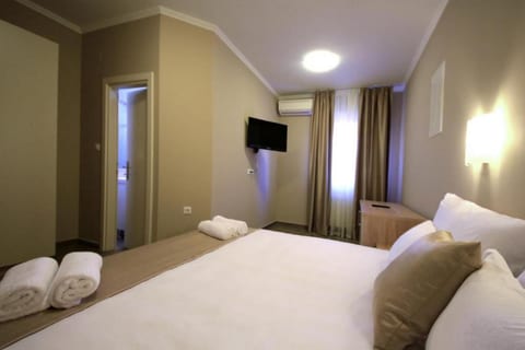 Room Ave Maria - Unit 211046-16