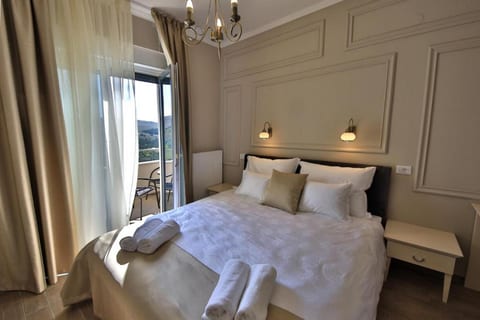 Room Ave Maria - Unit 211047-16