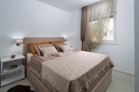 Apartments Vista Royal - Unit 209456-5
