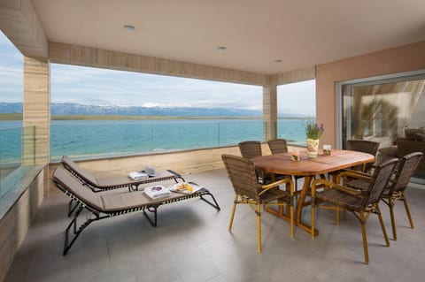 Apartments Vista Royal - Unit 209456-5