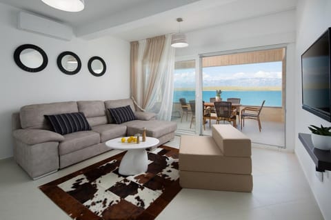 Apartments Vista Royal - Unit 209457-5