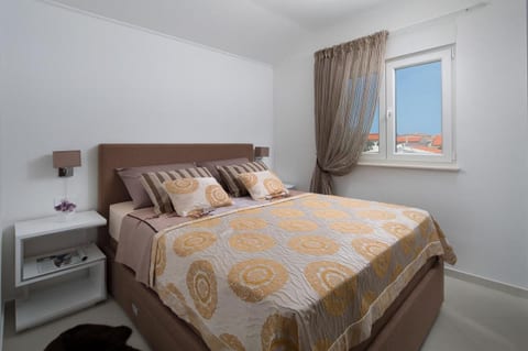 Apartments Vista Royal - Unit 209459-5