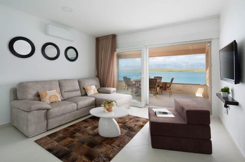 Apartments Vista Royal - Unit 209459-5