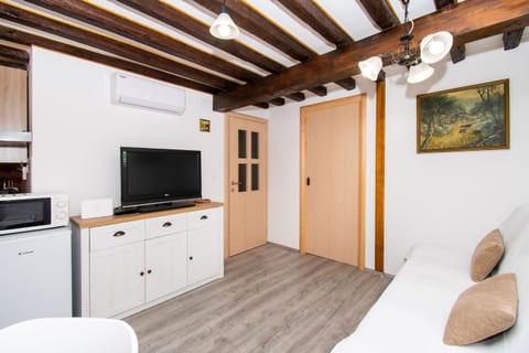 Apartment Rustika Skradin - Unit 209667-5