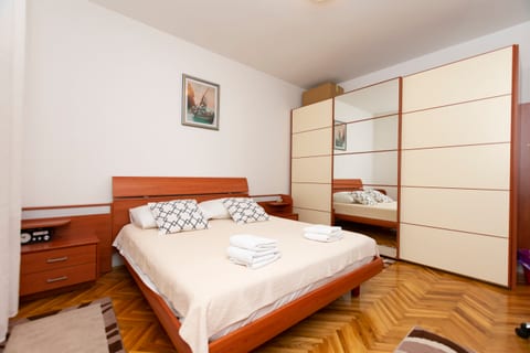 Apartment Tonia - Unit 209673-5