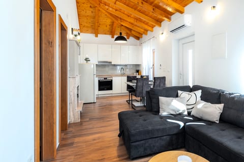 Villa Lunis - Unit 209769-5