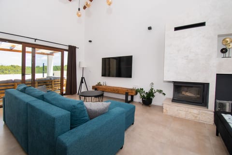 Villa Lucia - Unit 209780-5