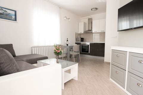 Apartments Maja - Unit 209785-5