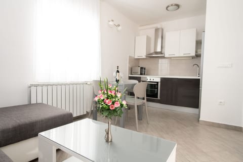 Apartments Maja - Unit 209785-5