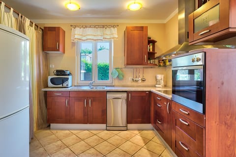 Villa Ines - Unit 209812-5