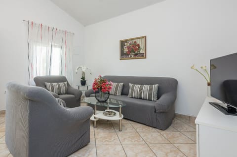 Apartments Andelic - Unit 209872-5