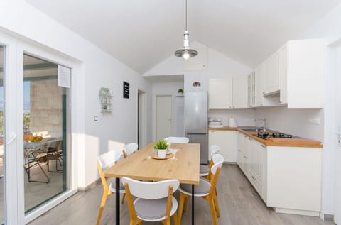 House Blato - Unit 209887-5