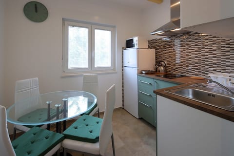 Apartments Sonja - Unit 209913-5