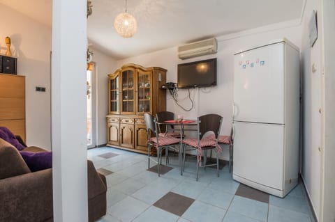 Apartments Horvatic - Unit 209917-5