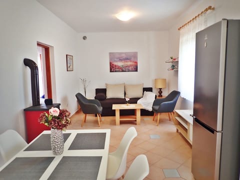 Apartment Nika - Unit 209925-5
