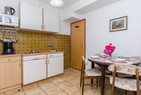 Apartments Mirjana Blue Beach - Unit 207200-16