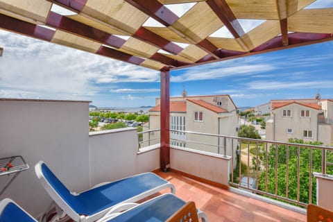 Apartments Jacqueline - Unit 207366-16