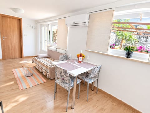 Apartment Maja - Unit 207377-16