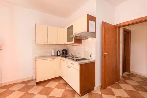 Apartments Zdravko - Unit 207392-16