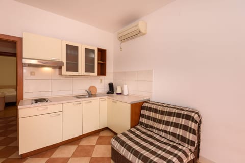 Apartments Zdravko - Unit 207394-16