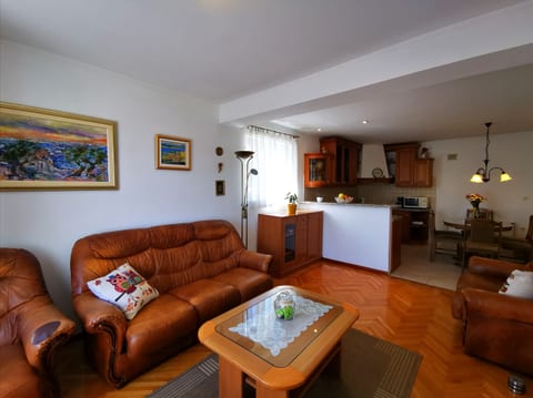 Apartment Lidija - Unit 208417-16