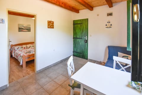 House Filip - Unit 208424-16