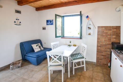 House Filip - Unit 208424-16