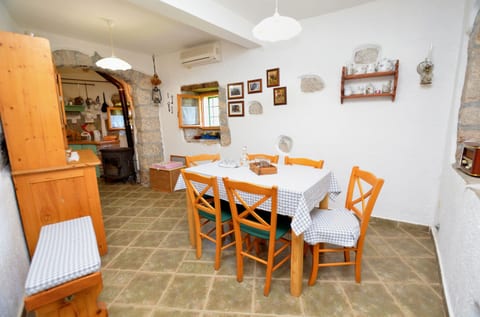 House Mikleus - Unit 208441-16