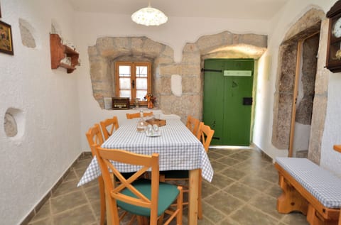 House Mikleus - Unit 208441-16