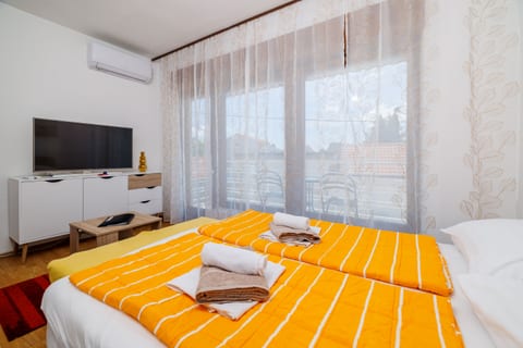 Apartments Zec - Unit 369141-13