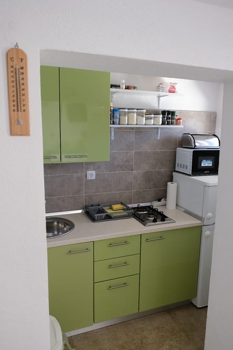 House Robinson house - Unit 210585-16