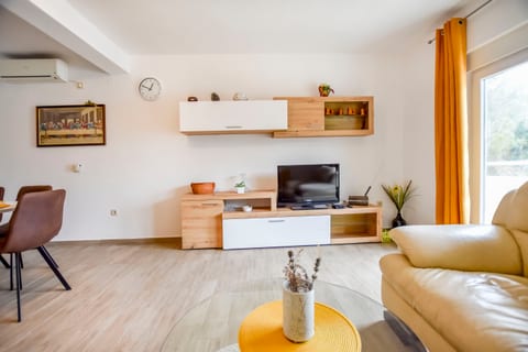 Apartments Calida B - Unit 210622-16