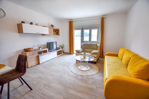 Apartments Calida B - Unit 210622-16