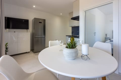 Apartments Rose - Unit 210629-16