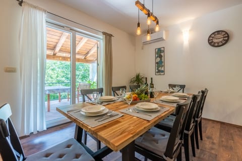 Villa Aria Vallis - Unit 210643-16