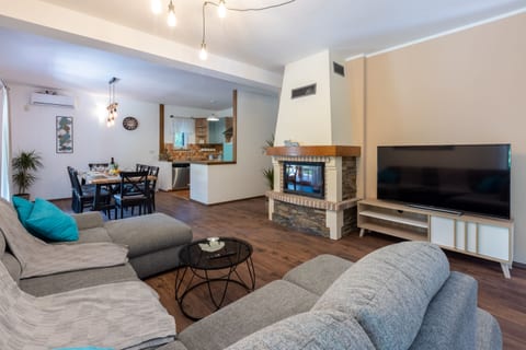 Villa Aria Vallis - Unit 210643-16